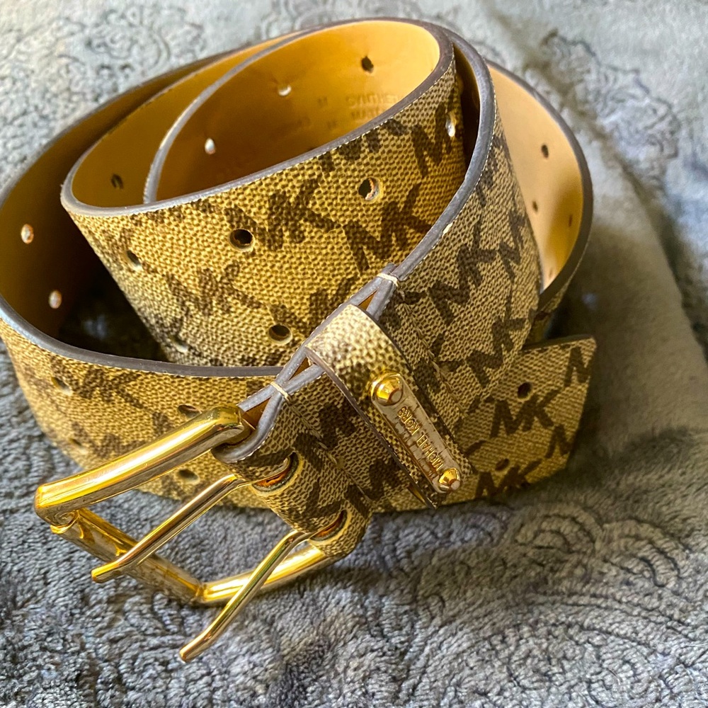 Authentic Michel kors belt